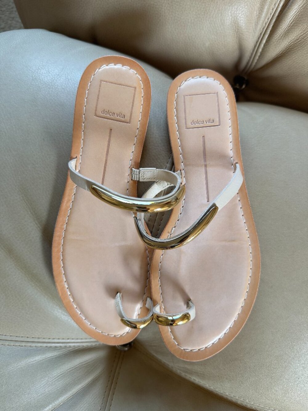Dolce Vita Wink Sandals - Picture 2 of 4